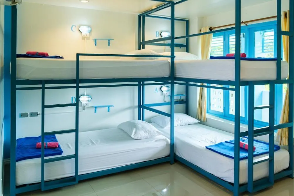 Hostel Bodega Koh Phi Phi 0*, Ko Phi Phi